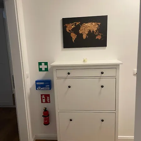 شقة Leben Im Neubau! Traumhafte Kellergeschoss-wohnung *