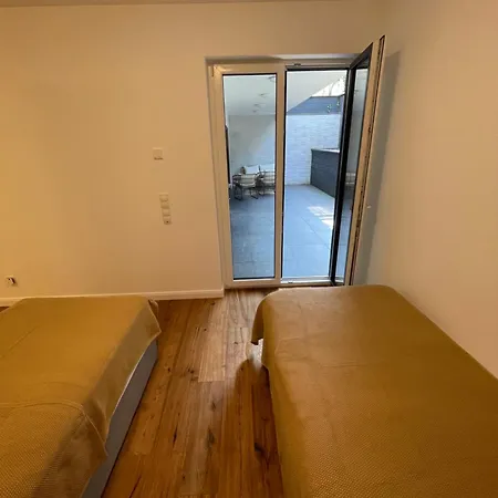 شقة Leben Im Neubau! Traumhafte Kellergeschoss-wohnung Kruft