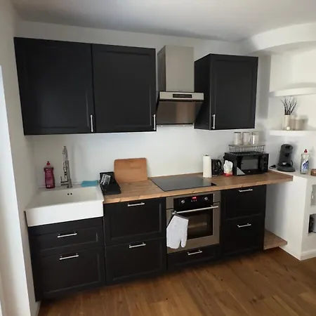 شقة Leben Im Neubau! Traumhafte Kellergeschoss-wohnung *